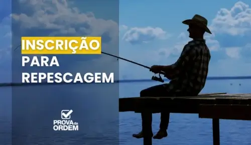 Homem pescando pensando na inscrição para repescagem